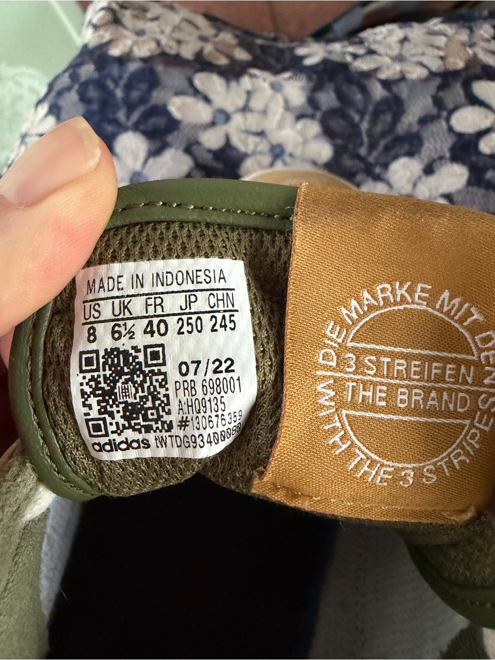 RARE!  Adidas Originals Forum Bold Low-Top Sneaker in Olive Green and Tan - Picture 2 of 11